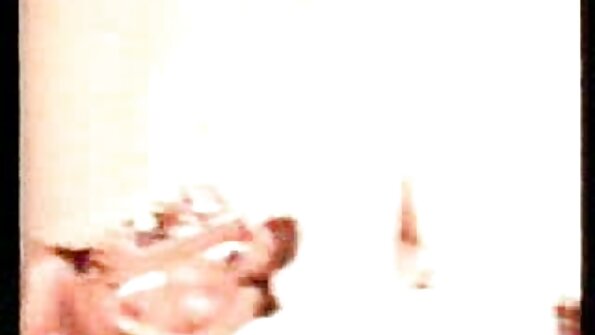 তার বাংলাচুদাচুদি ভিডিও দেখাও স্বামী তার জন্মদিনের জন্য একটি বিশেষ বিস্ময় প্রস্তুত